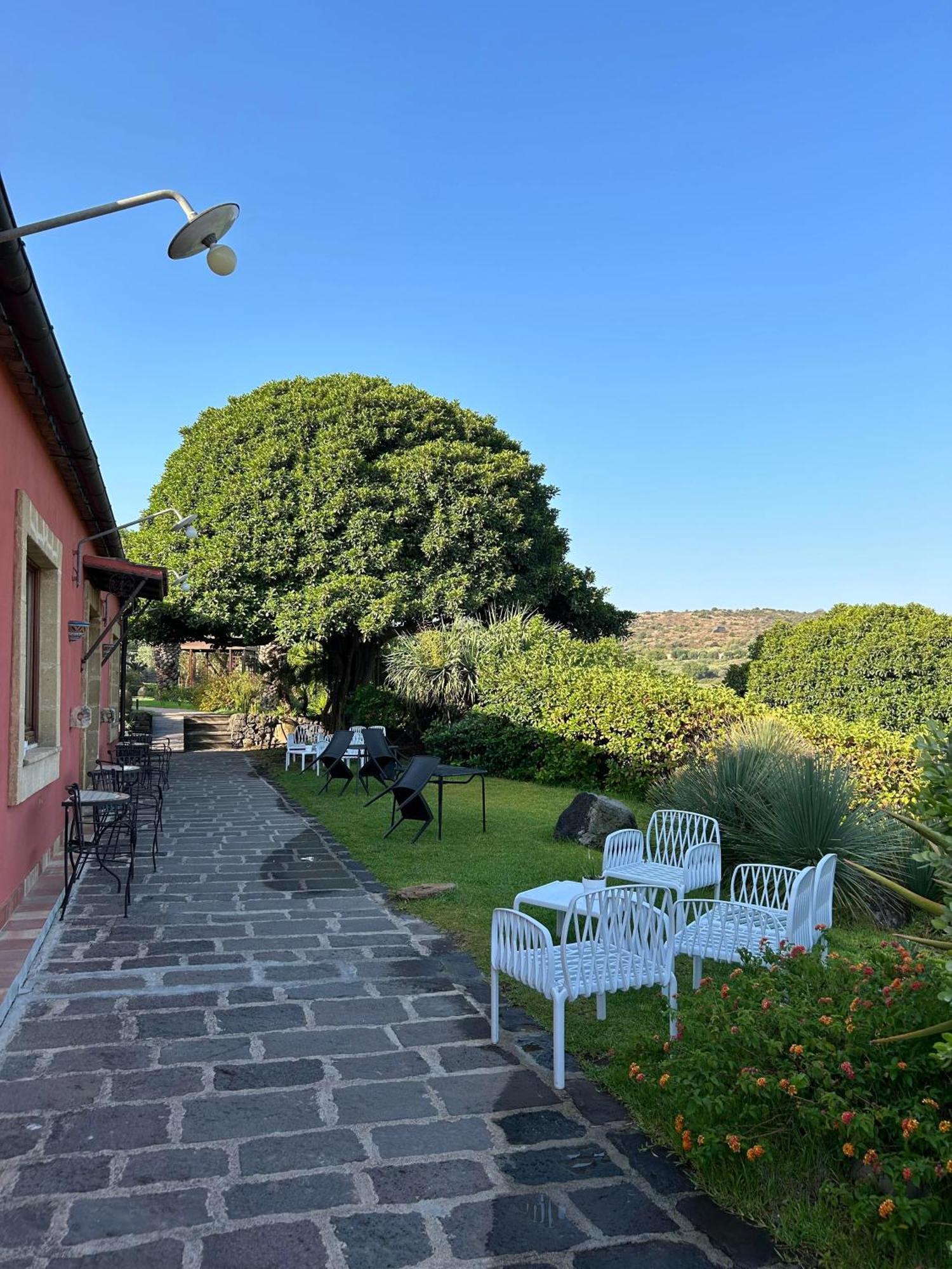 فندق Borgo Nocchiara كارلينتيني المظهر الخارجي الصورة